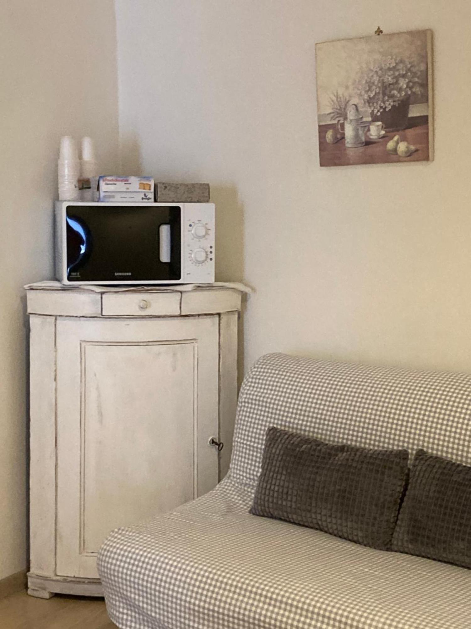 Antica Novi B & B โนวีลิกูเร ภายนอก รูปภาพ