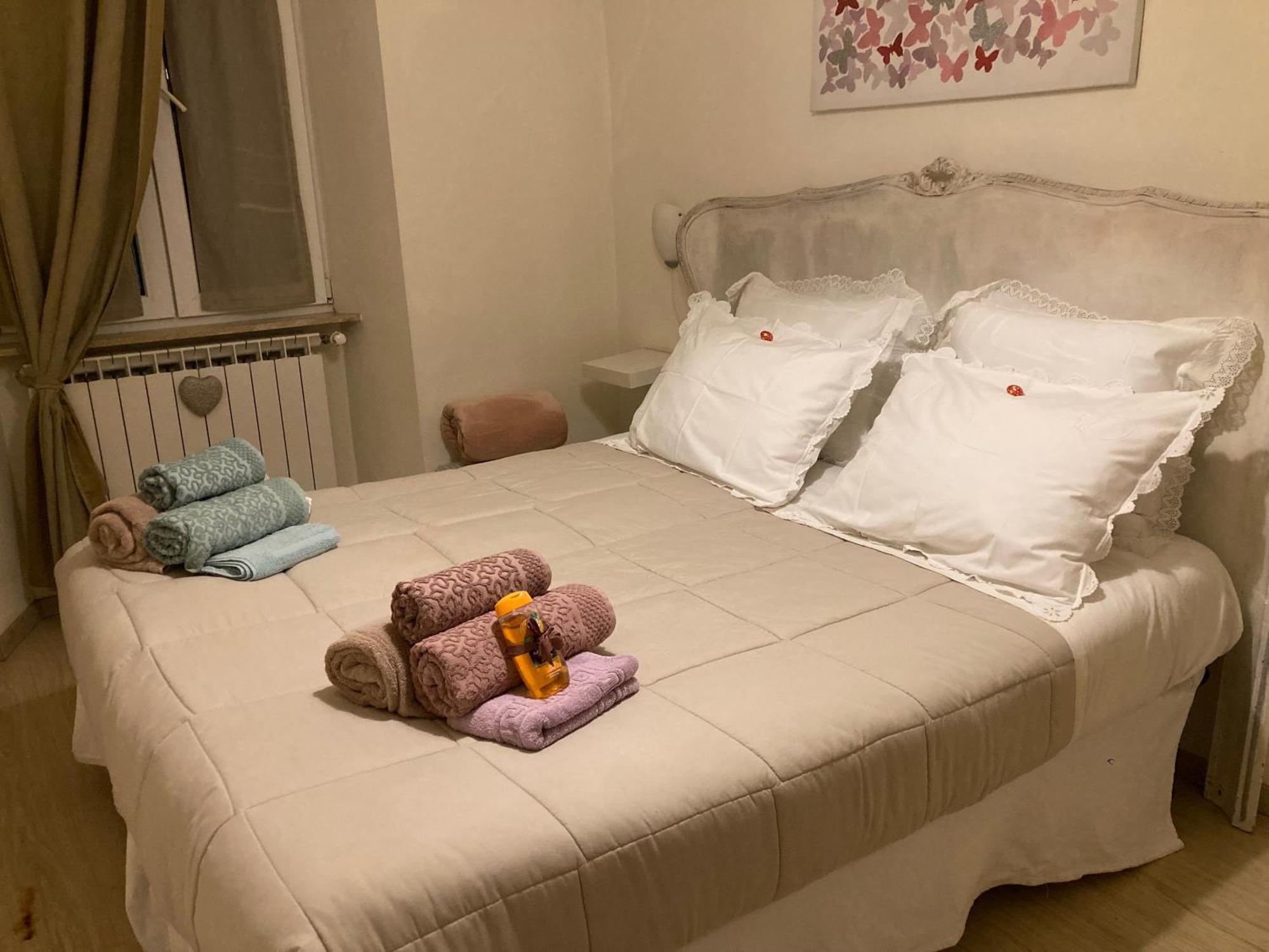 Antica Novi B & B โนวีลิกูเร ภายนอก รูปภาพ